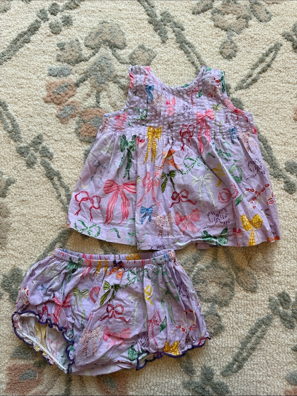 Pink chicken set